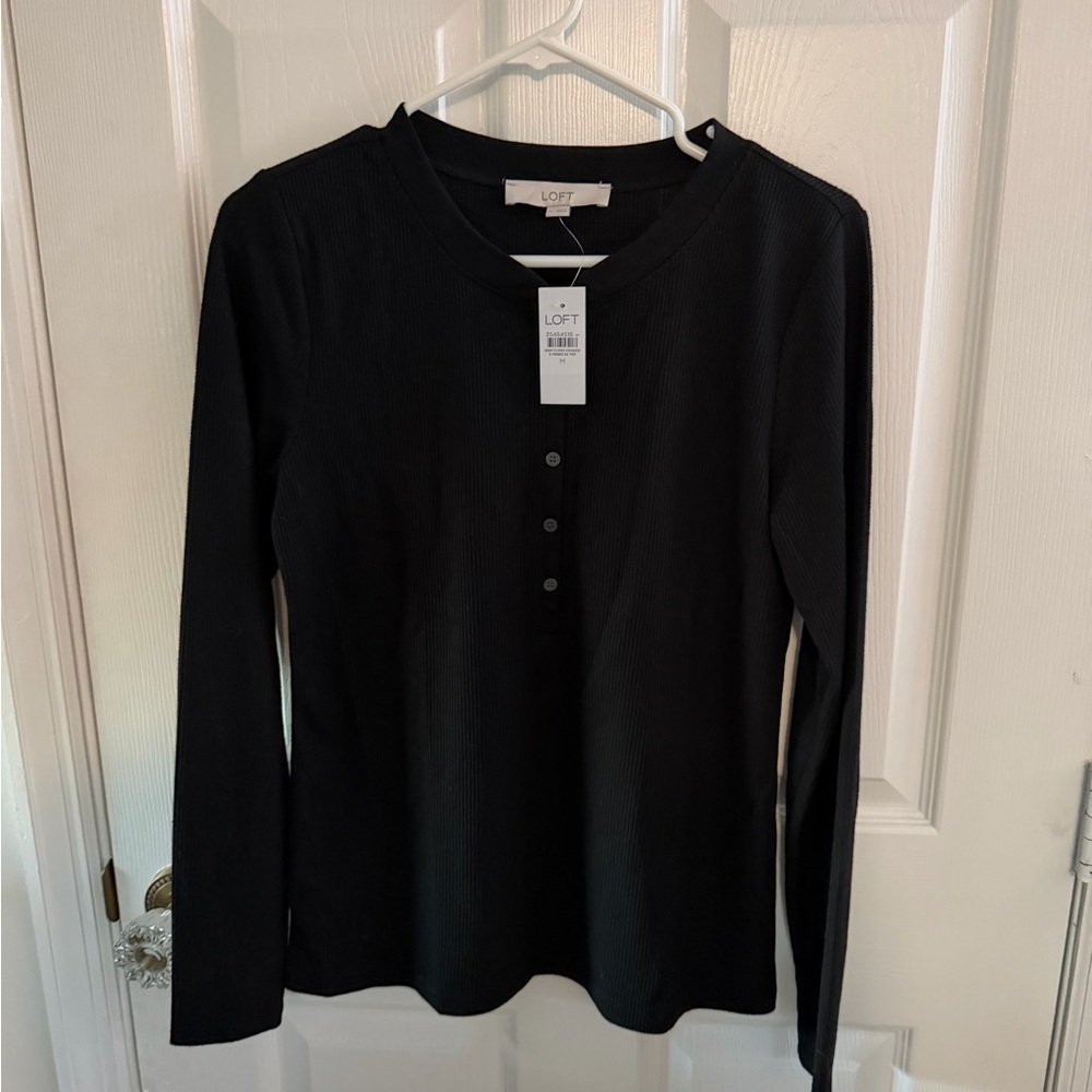 LOFT Women's size Medium Classic Black Long Sleeve Thermal Tee - New with tags
